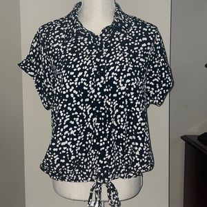 Matty M Womens Button Front Knot Front Shirt